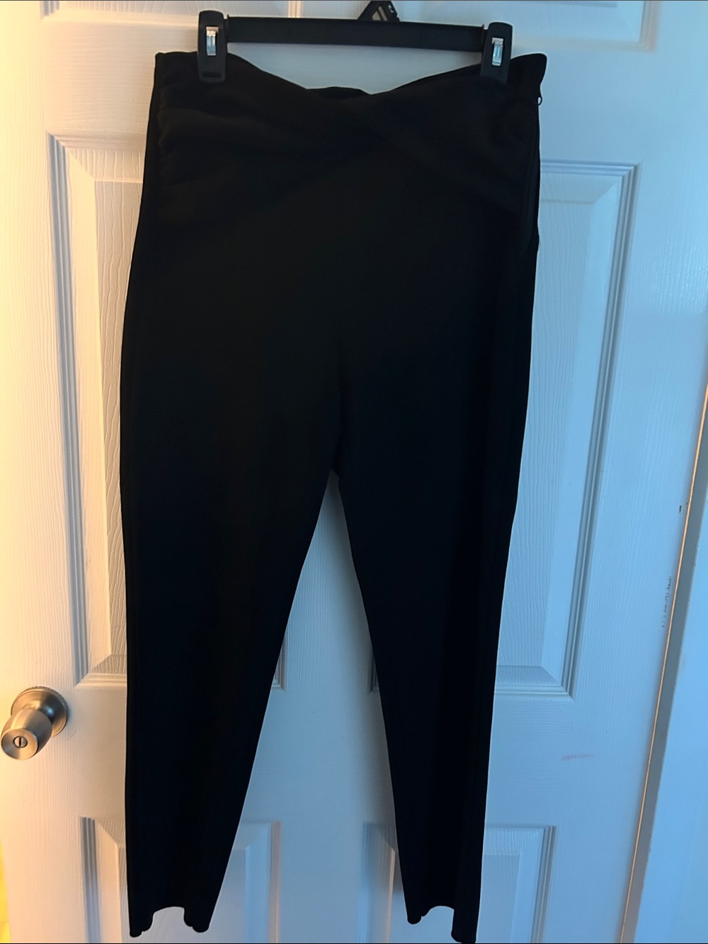 Zara Black Cropped Ponte Tapered Pants